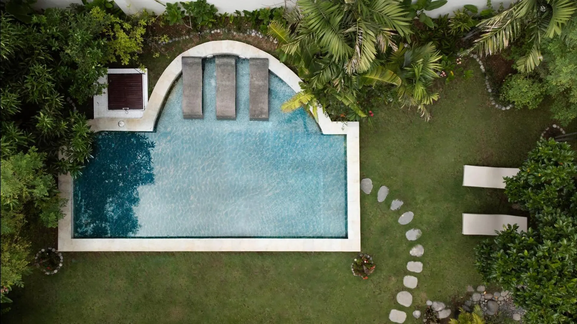 סמיניאק Amelia D Art Deco Suites אינדונזיה